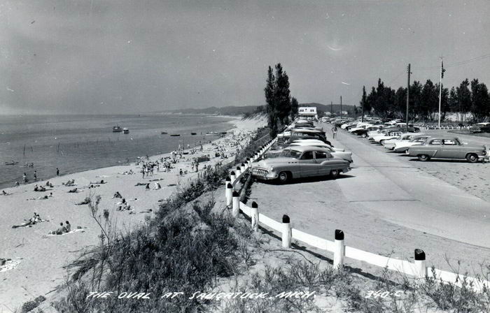 The Oval at Saugatuck - Old Photo (newer photo)